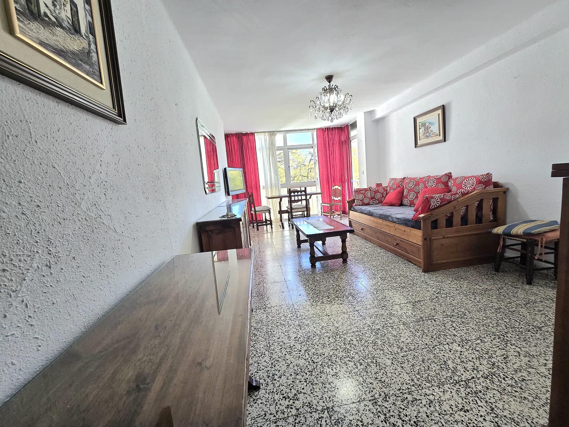 Living room of Flat for sale in Benalmádena  with Terrace and Community pool
