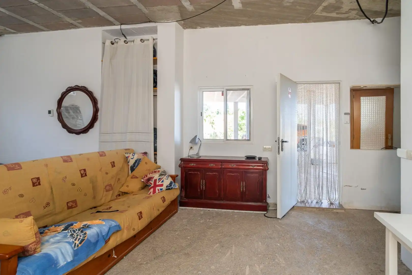 Sala de estar de Casa o chalet en venta en Turís con Terraza y Piscina