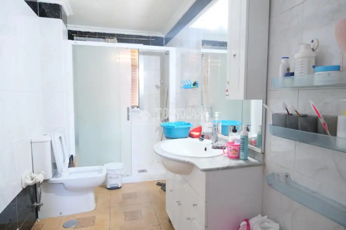 Bathroom of Detached homes for sale in Sevilla  with Air Conditioner and Balcony
