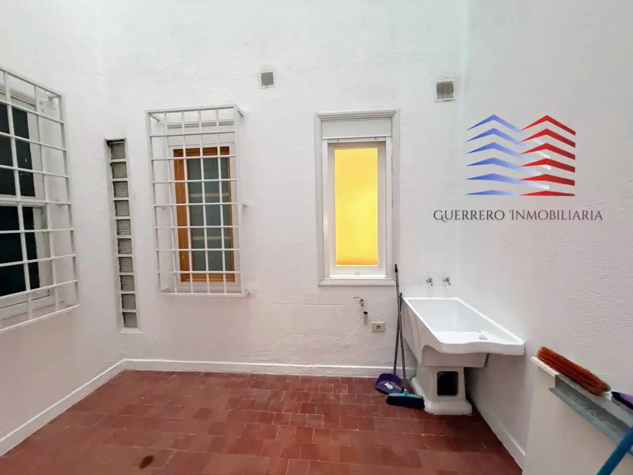 Vista exterior de Pis de lloguer en Ourense Capital  amb Calefacció i Parquet