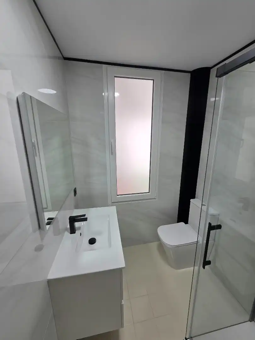 Baño de Piso en venta en A Coruña Capital  con Terraza