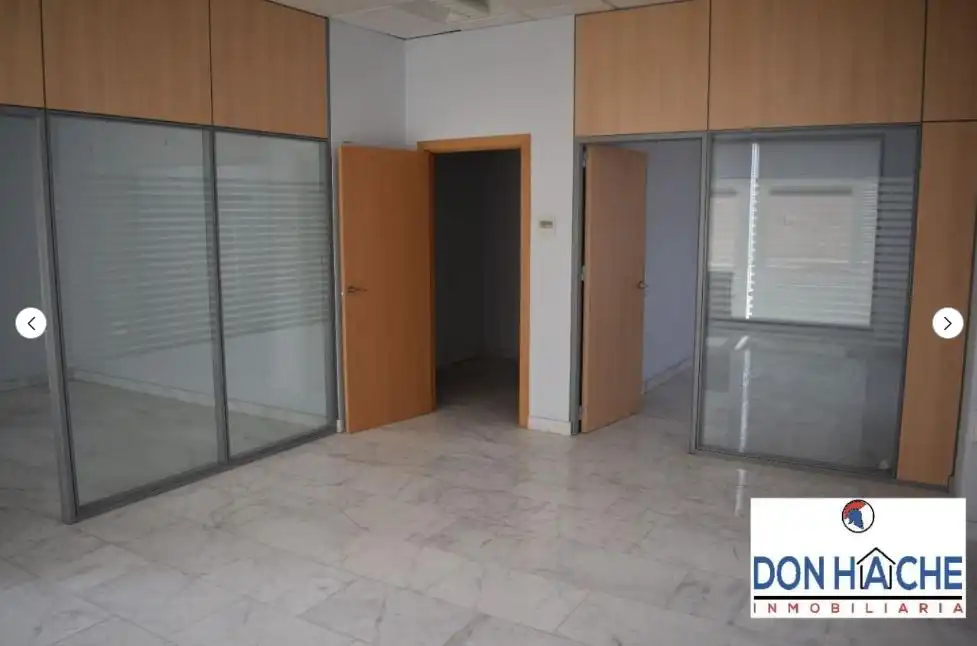 Local comercial en venda a Sur, imagen 2