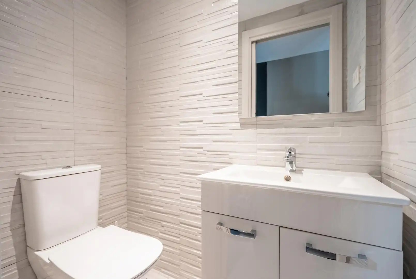 Baño de Planta baja en venta en Las Rozas de Madrid con Aire acondicionado, Calefacción y Jardín privado