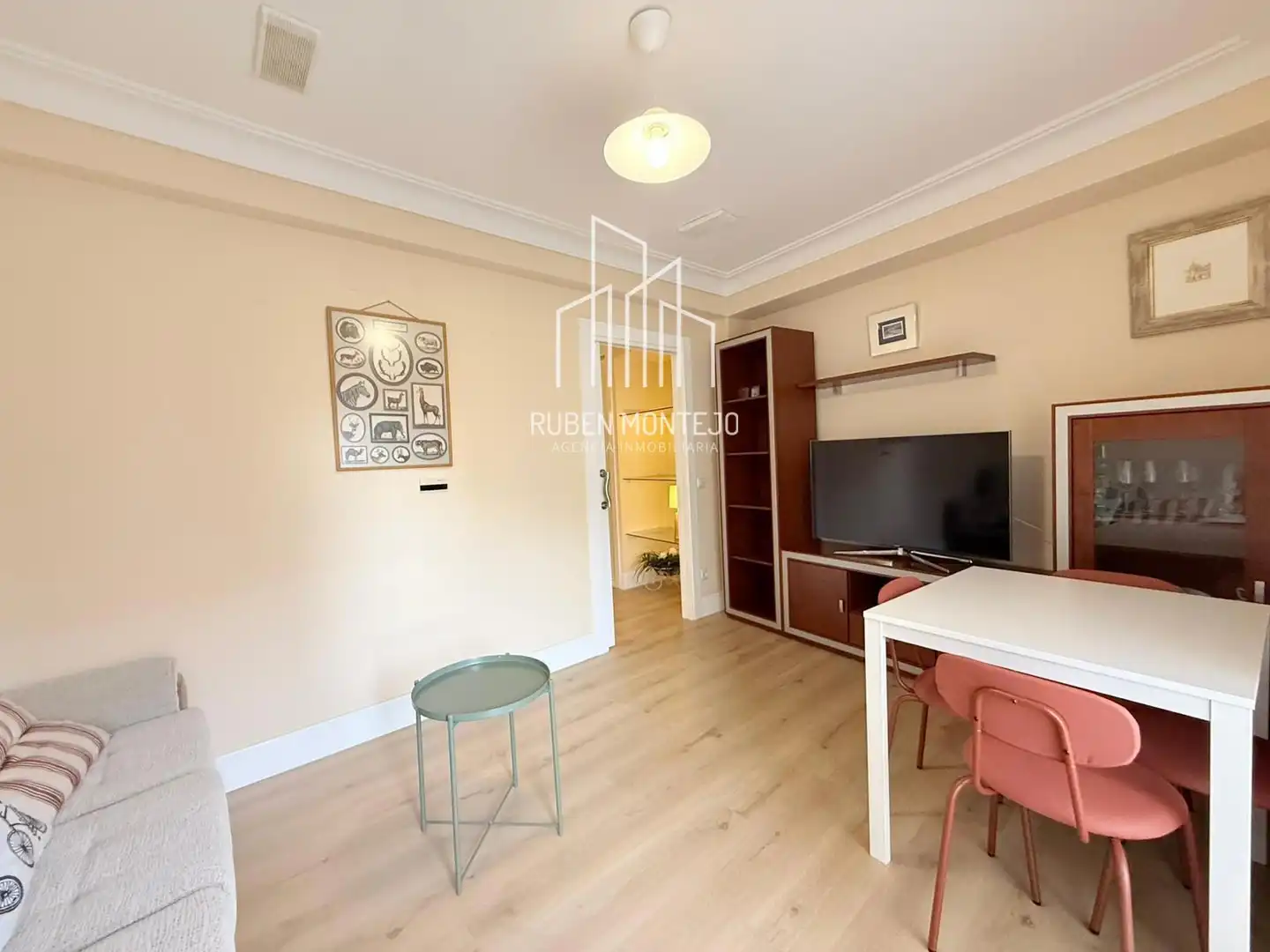 Außenansicht von Wohnung zur Miete in Salamanca mit Heizung, Parkett und Terrasse