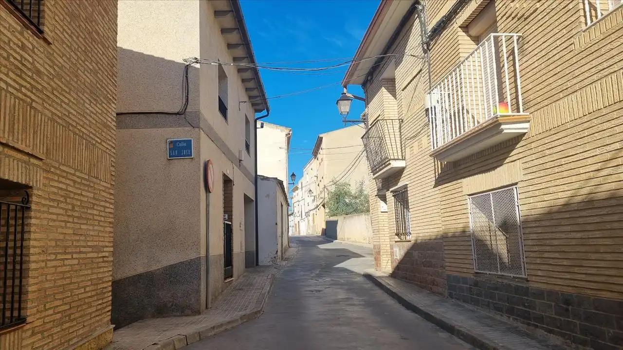 Houses for sale in CL Navarra, Gallur