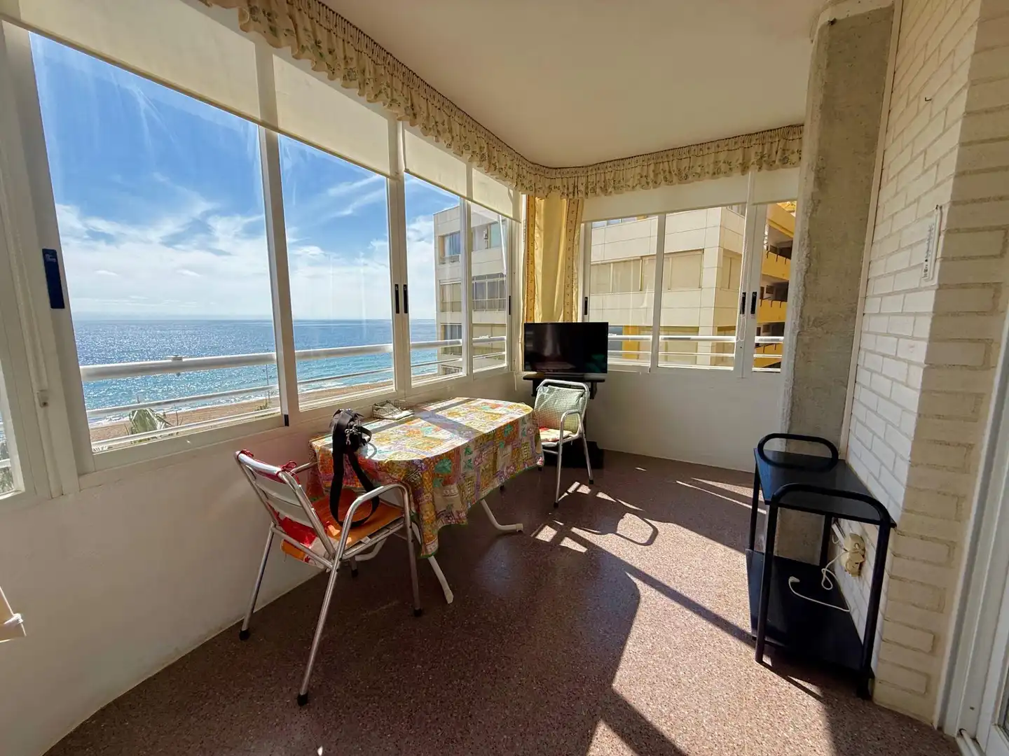 Habitación de Apartamento en venta en Benidorm con Aire acondicionado, Jardín privado y Amueblado