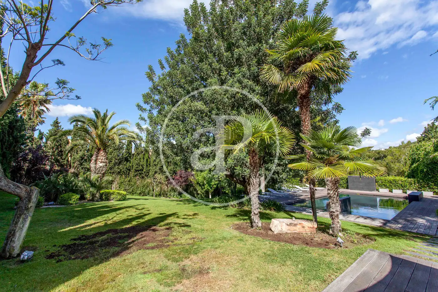 Jardí de Casa o xalet en venda en Chiva amb Aire condicionat, Calefacció i Jardí privat