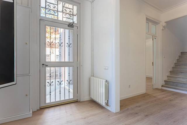 Oficina en Alquiler en Carrer ALT DE GIRONELLA en Les Tres Torres