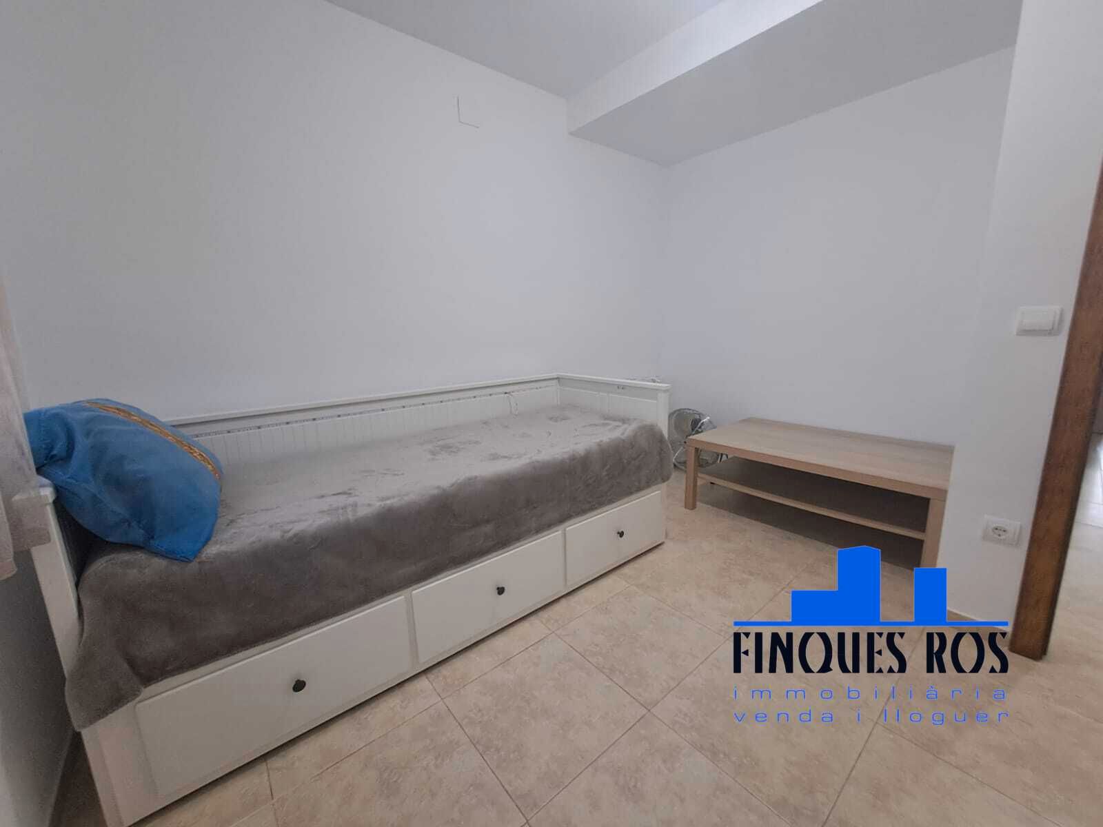 Bedroom of Single-family semi-detached for sale in Vinaròs  with Air Conditioner, Heating and Private garden