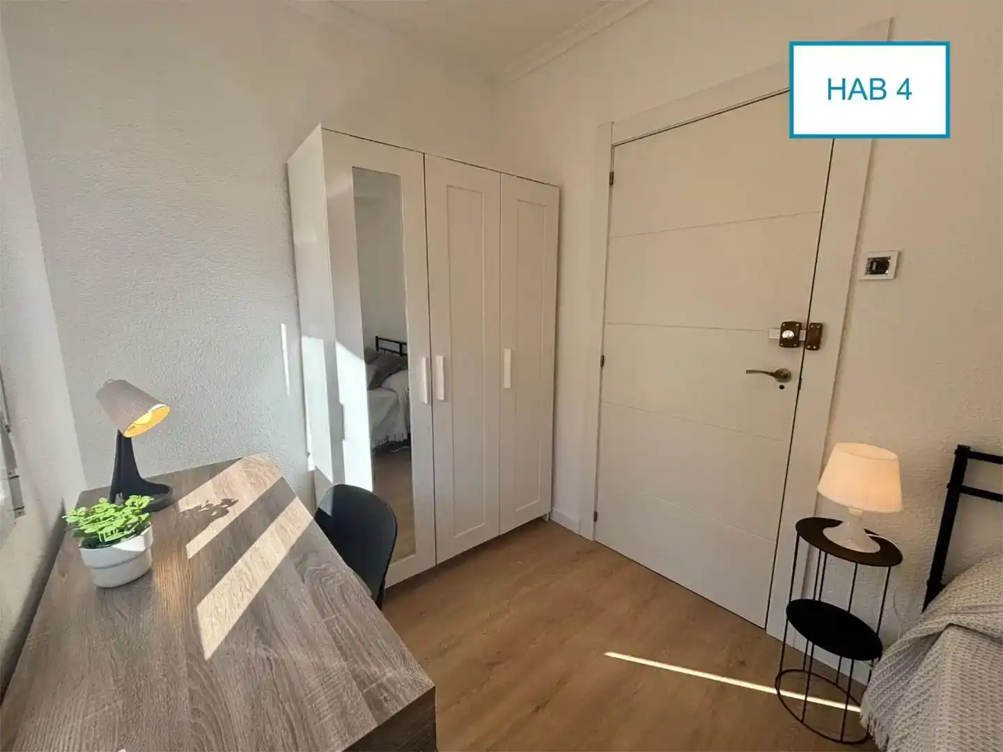 Schlafzimmer von Wohnung zur Miete in Alicante / Alacant mit Klimaanlage und Balkon