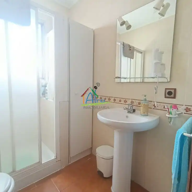 Bany de Casa o xalet en venda en Almonte amb Jardí privat, Terrassa i Traster