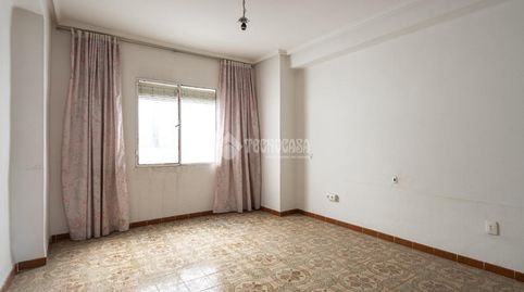 Foto 3 de Piso en venta en Av. de Dílar, Barrio de Zaidín, Granada Capital