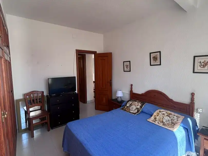 Habitación de Piso en venta en Torrevieja con Terraza y Balcón