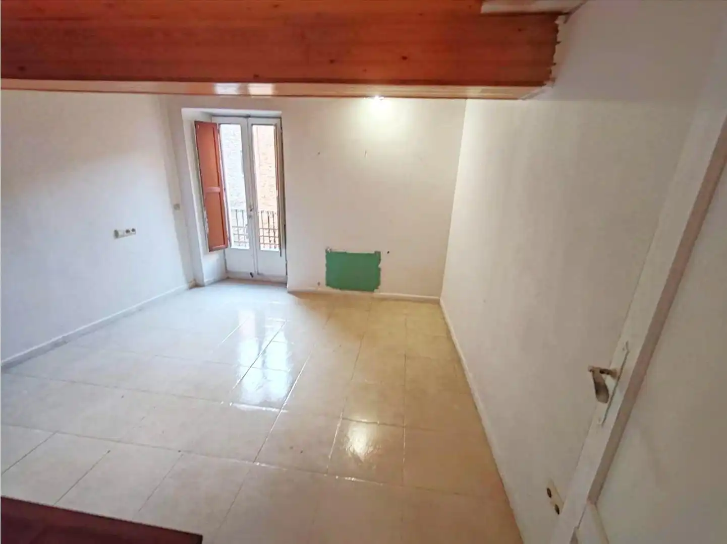 Schlafzimmer von Einfamilien-Reihenhaus zum Verkauf in Cabanes (Girona) mit Heizung und Balkon