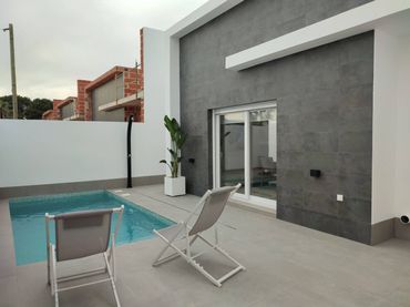 Casa amb balcó en venda a Balsicas