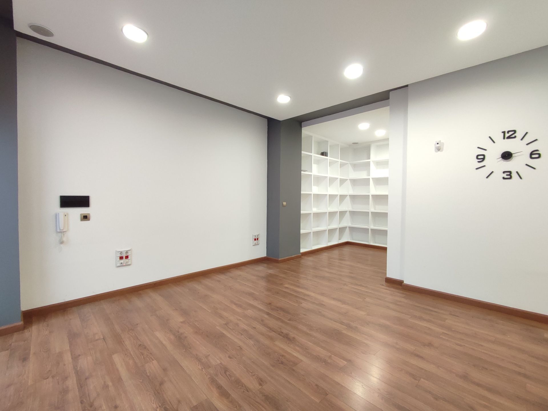 Oficina de alquiler en Rascón, 41, Centro