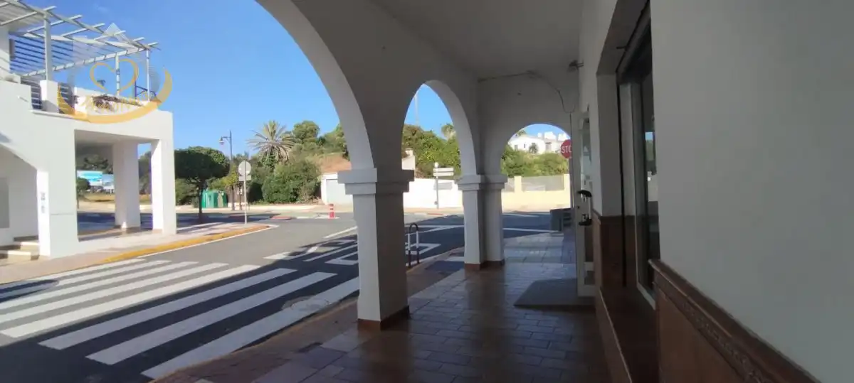 Local en venda en El Rompido amb Terrassa