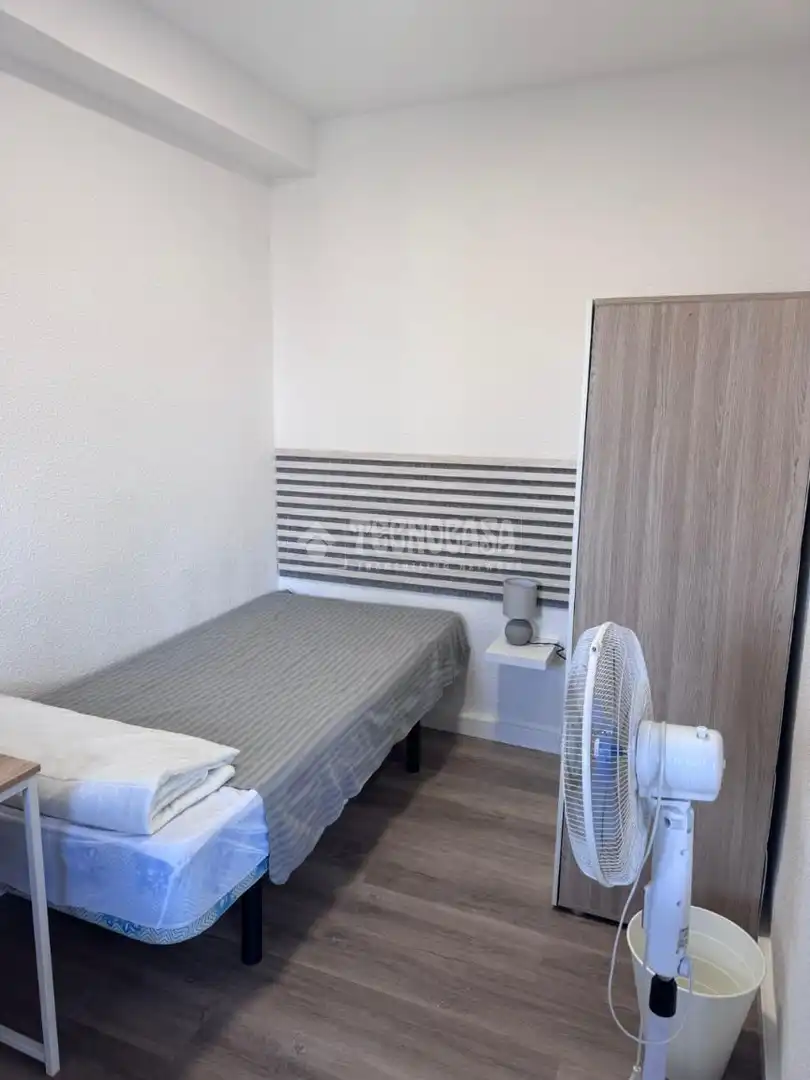 Habitación de Piso de alquiler en Granada
