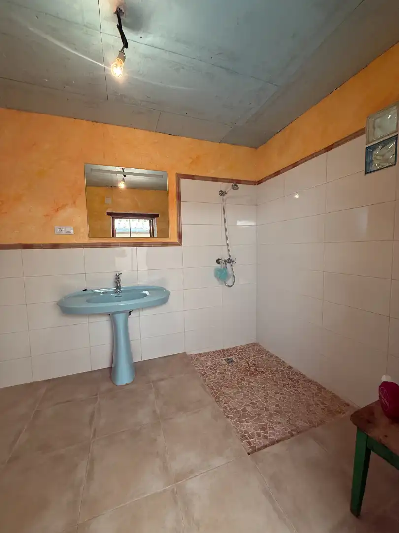Baño de Casa o chalet en venta en Munera con Jardín privado, Terraza y Amueblado