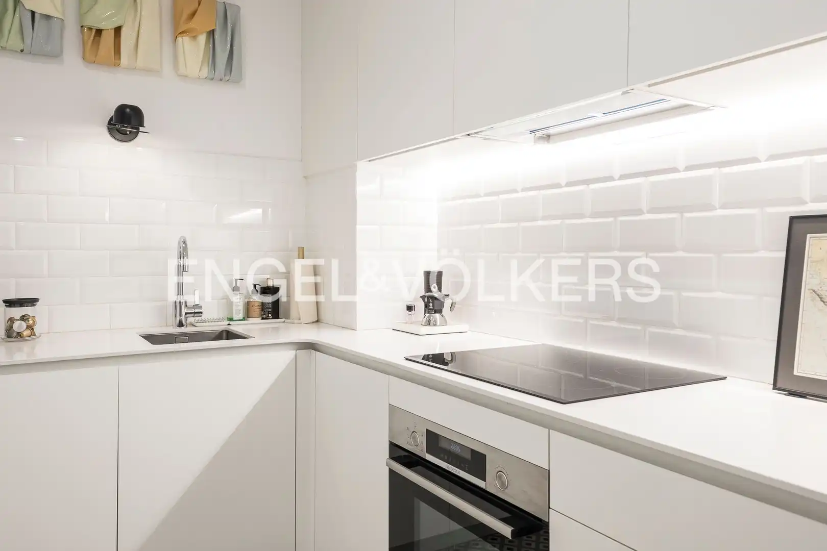 Kitchen of Flat for sale in Barcelona  with Air Conditioner, Heating and Balcony