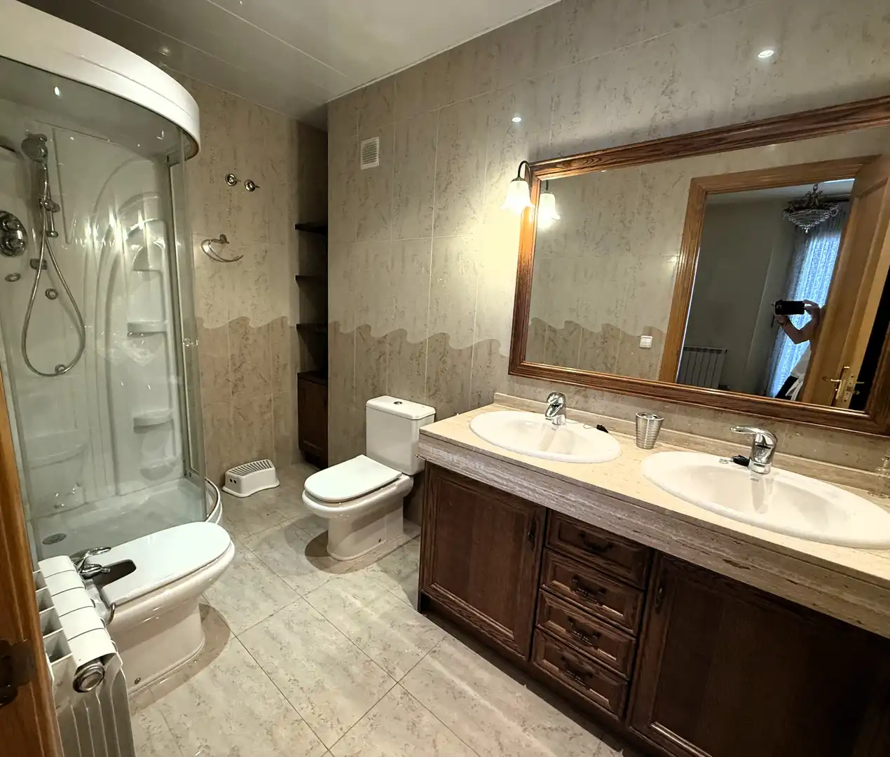 Baño de Dúplex en venta en Vilafranca del Penedès con Aire acondicionado, Calefacción y Parquet