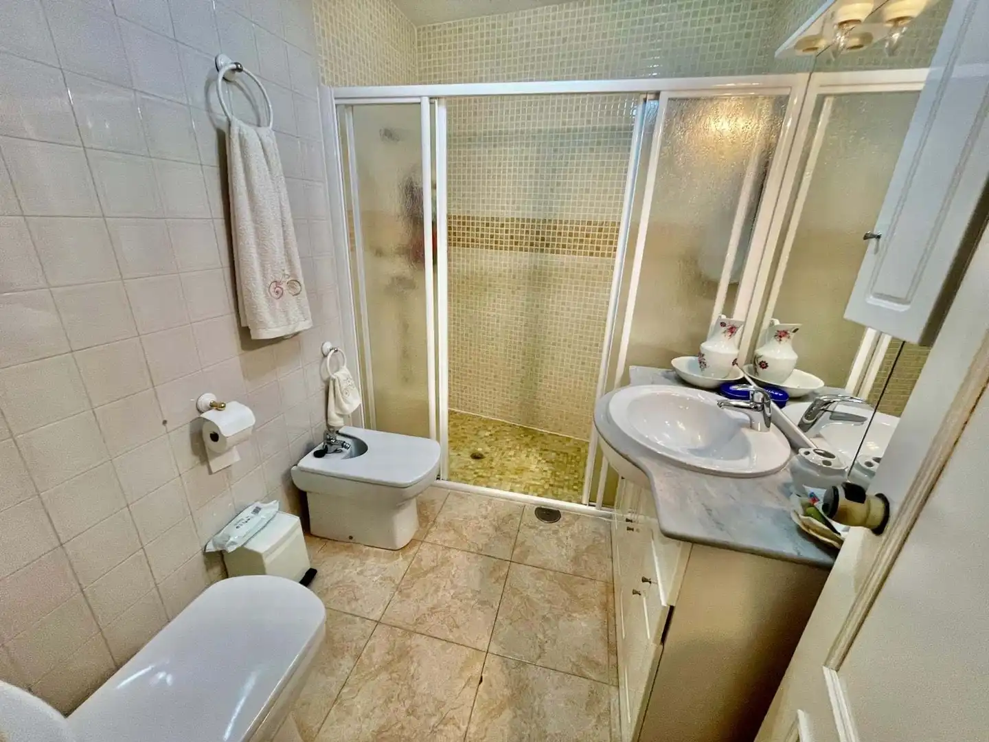 Bathroom of Detached homes for sale in El Carpio