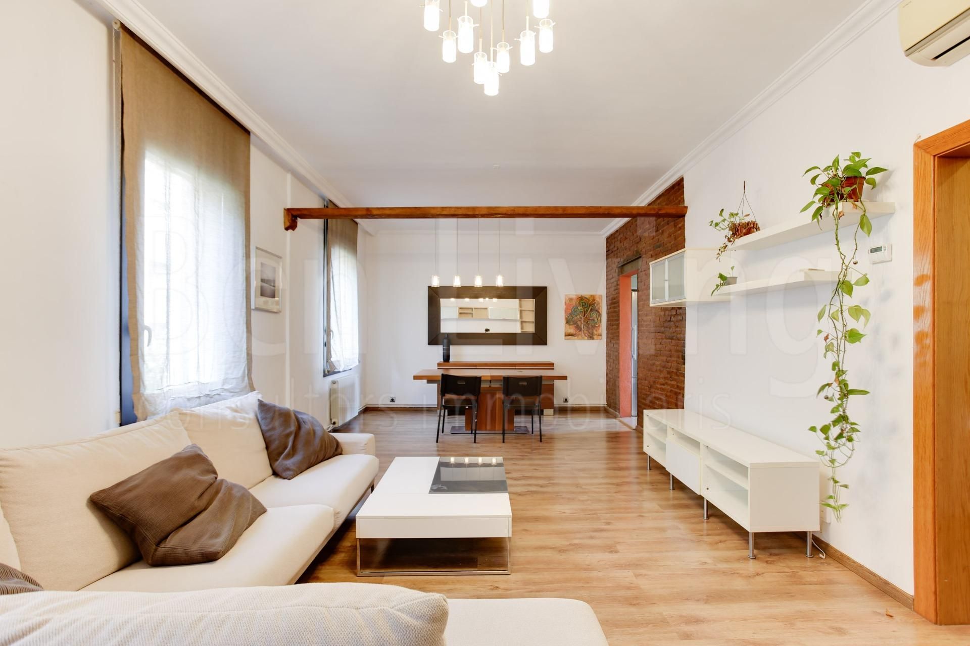 Sala de estar de Piso en venta en  Barcelona Capital con Aire acondicionado, Calefacción y Trastero