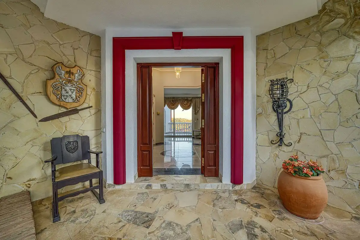 Detached homes for sale in Marbella  with Air Conditioner, Terrace and Storage room