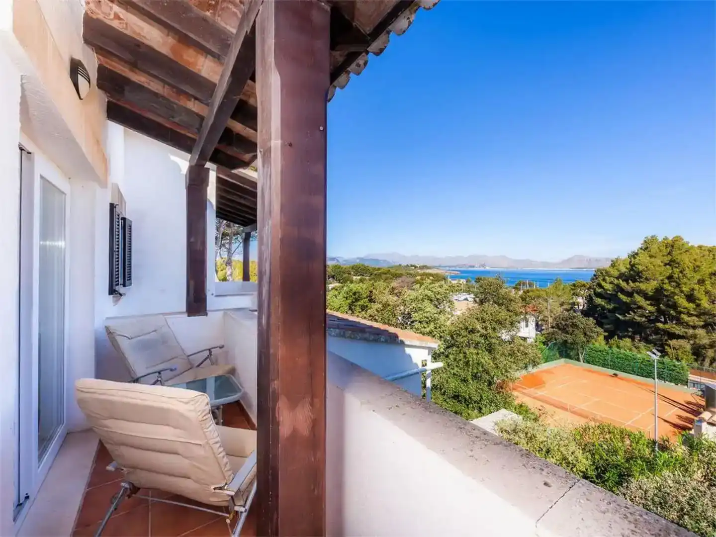 Terrasse von Country house zur Miete in Alcúdia mit Klimaanlage, Privatgarten und Parkett