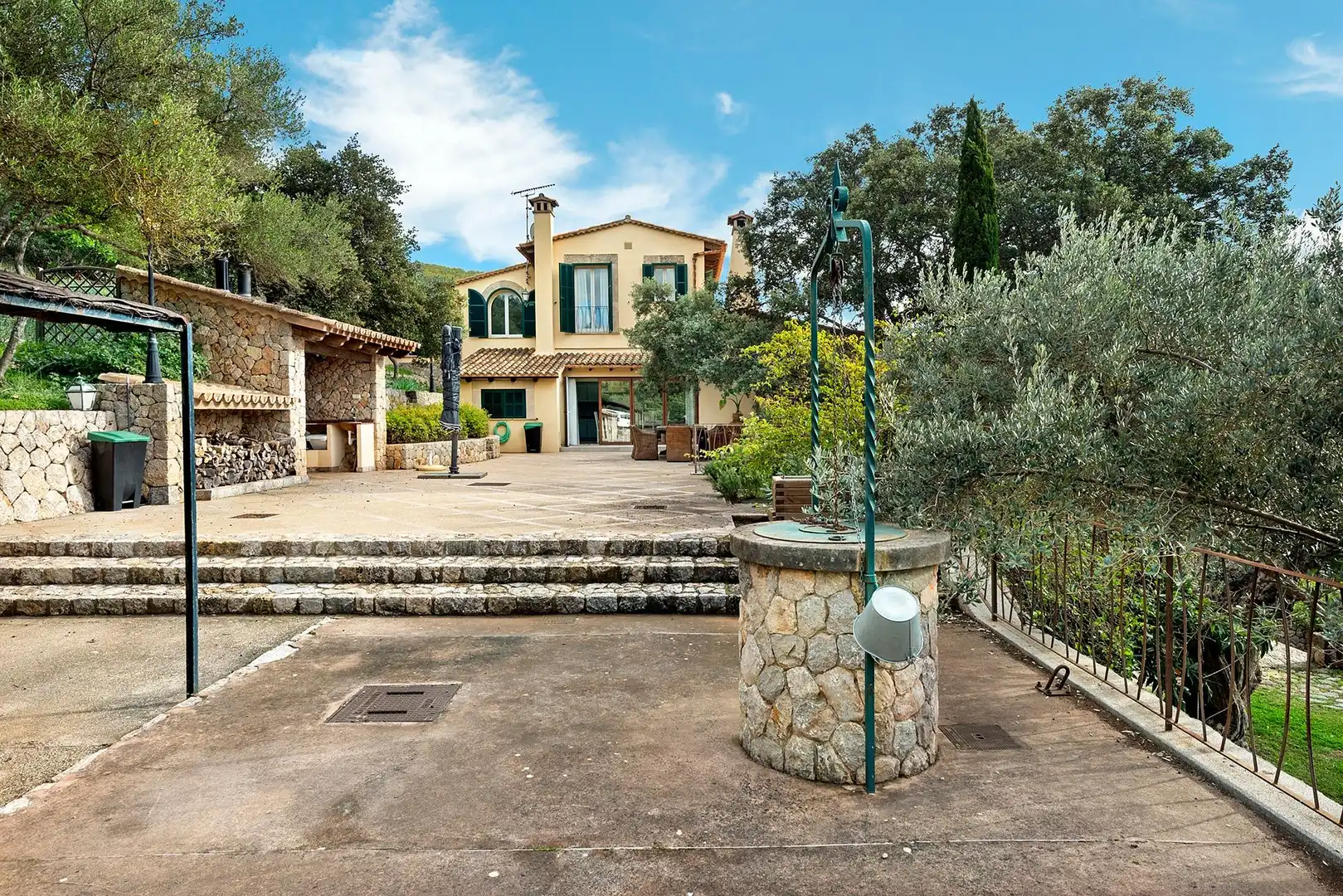 Vista exterior de Finca rústica de alquiler en  Palma de Mallorca con Aire acondicionado, Calefacción y Jardín privado