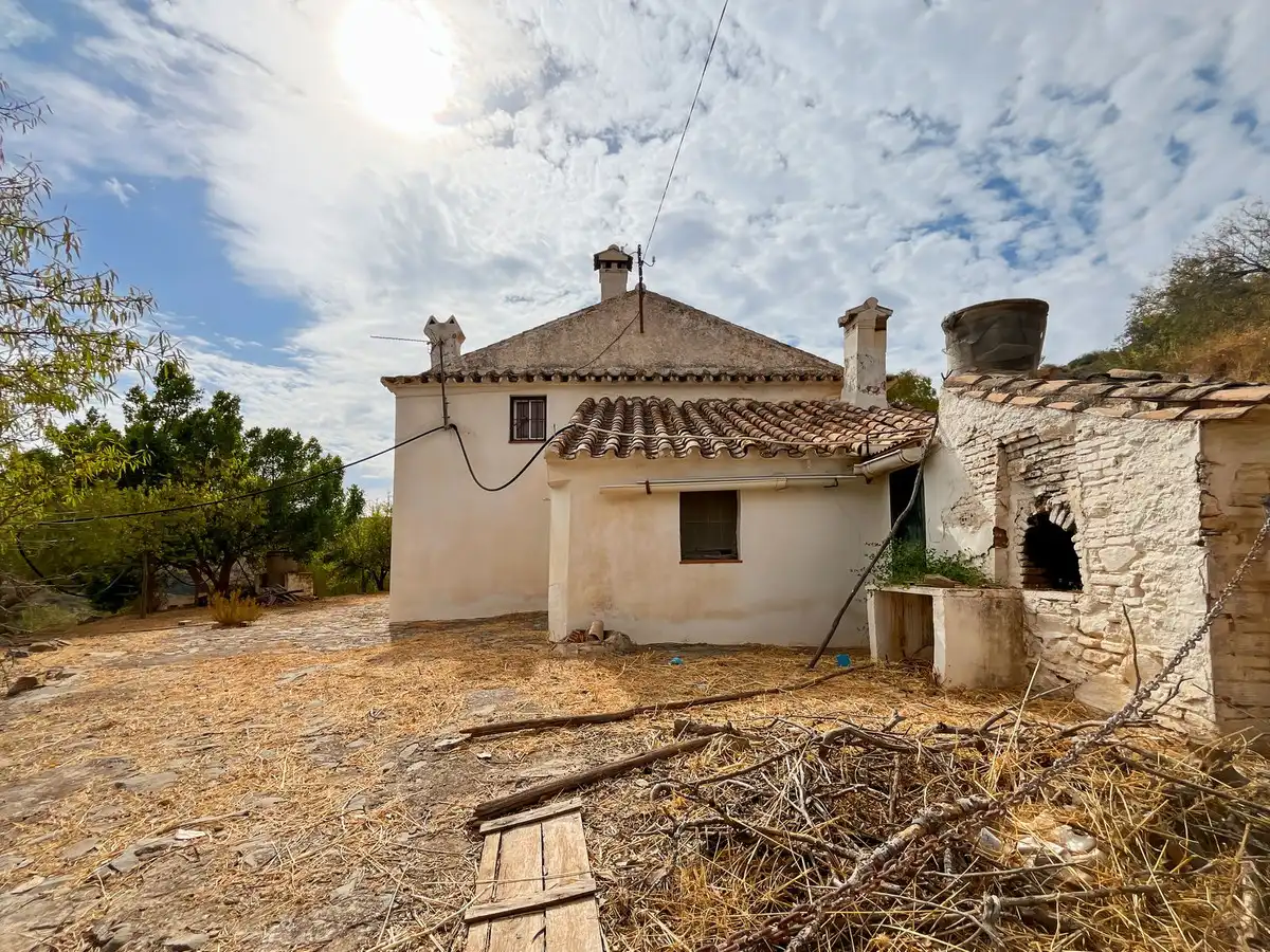 Außenansicht von Country house zum Verkauf in Málaga mit Abstellraum