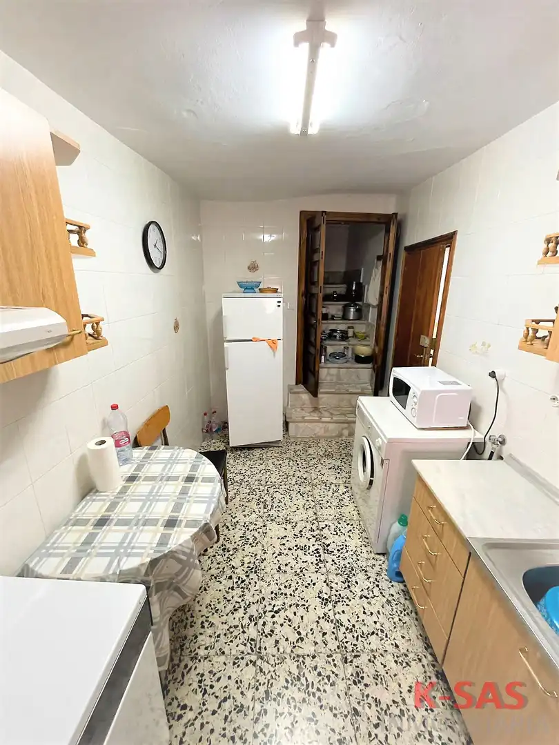Cuina de Casa o xalet en venda en Aldeire amb Moblat i Balcó