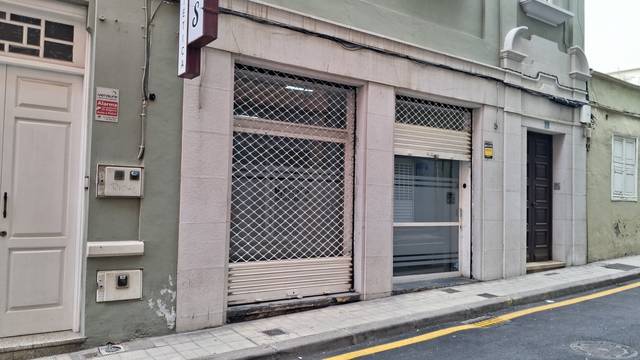 Local comercial en Alquiler en Calle de Sta Rosalía, 33, 33 en Centro