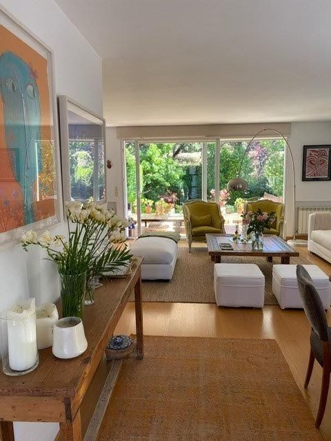 Sala d'estar de Casa adosada en venda en Villaviciosa de Odón amb Aire condicionat, Calefacció i Jardí privat