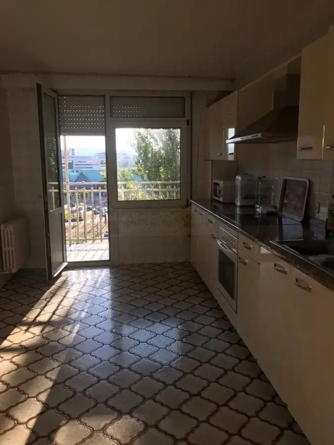 Cuina de Pis en venda en Vitoria - Gasteiz