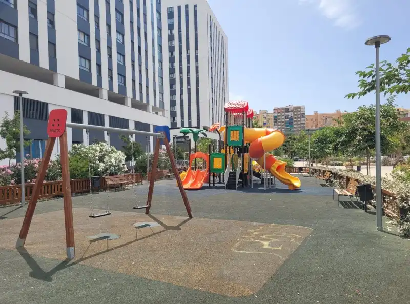Vista exterior de Piso en venta en Málaga con Aire acondicionado, Calefacción y Terraza