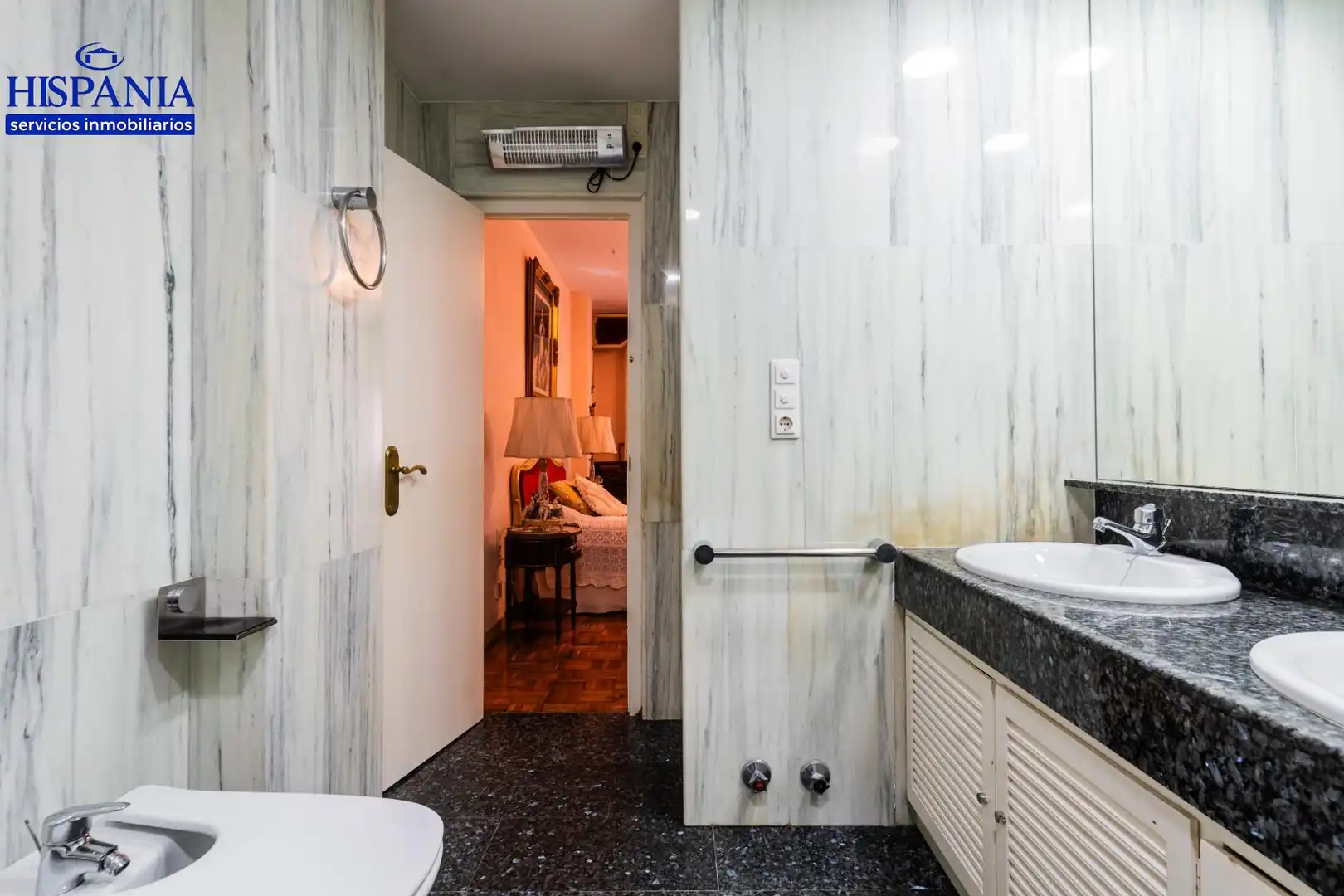 Baño de Piso en venta en Cádiz con Aire acondicionado, Terraza y Trastero