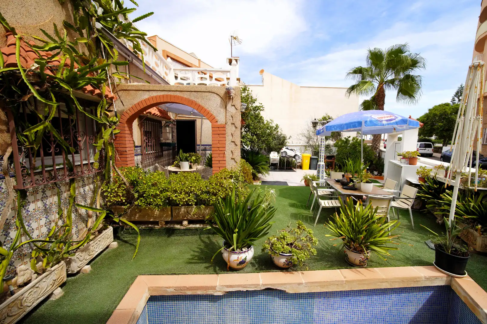 Terraza de Casa adosada en venta en Roquetas de Mar con Aire acondicionado, Jardín privado y Terraza