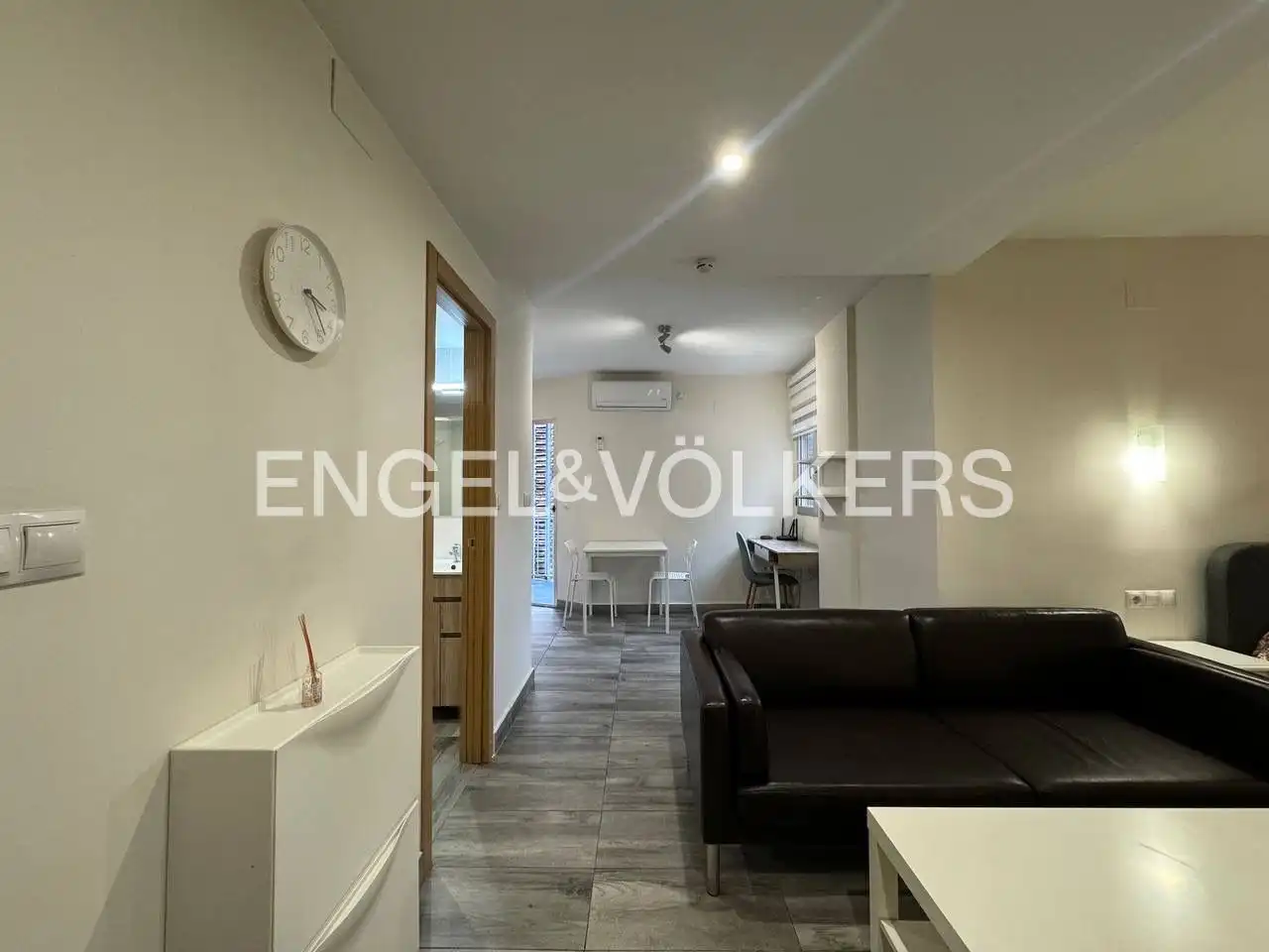 Wohnung zur Miete in Valencia mit Klimaanlage, Heizung und Terrasse
