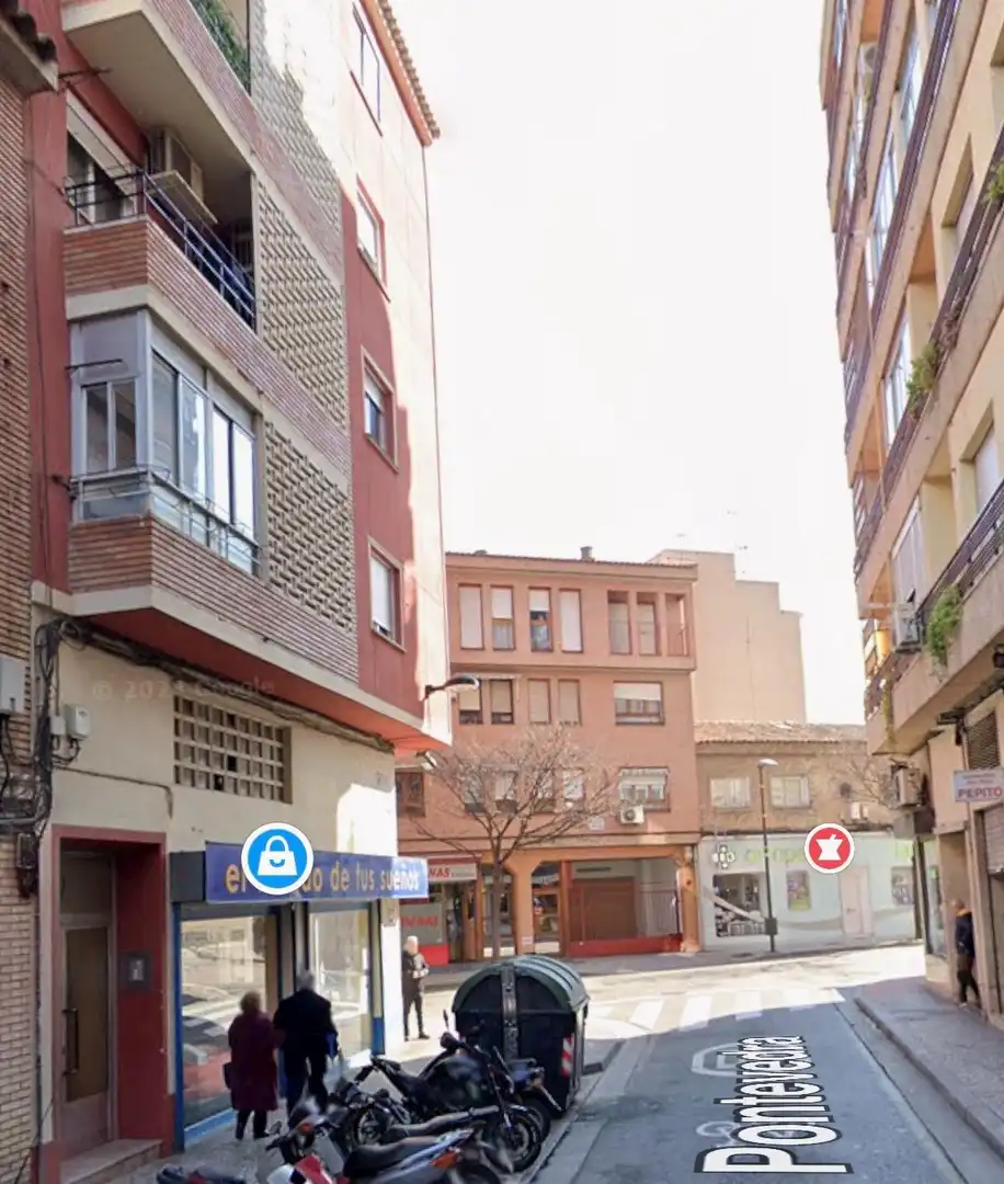 Flat for sale in Calle Pontevedra, Las Fuentes