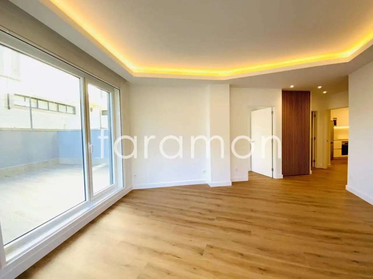 Sala de estar de Piso en venta en Sanxenxo con Terraza, Trastero y Internet