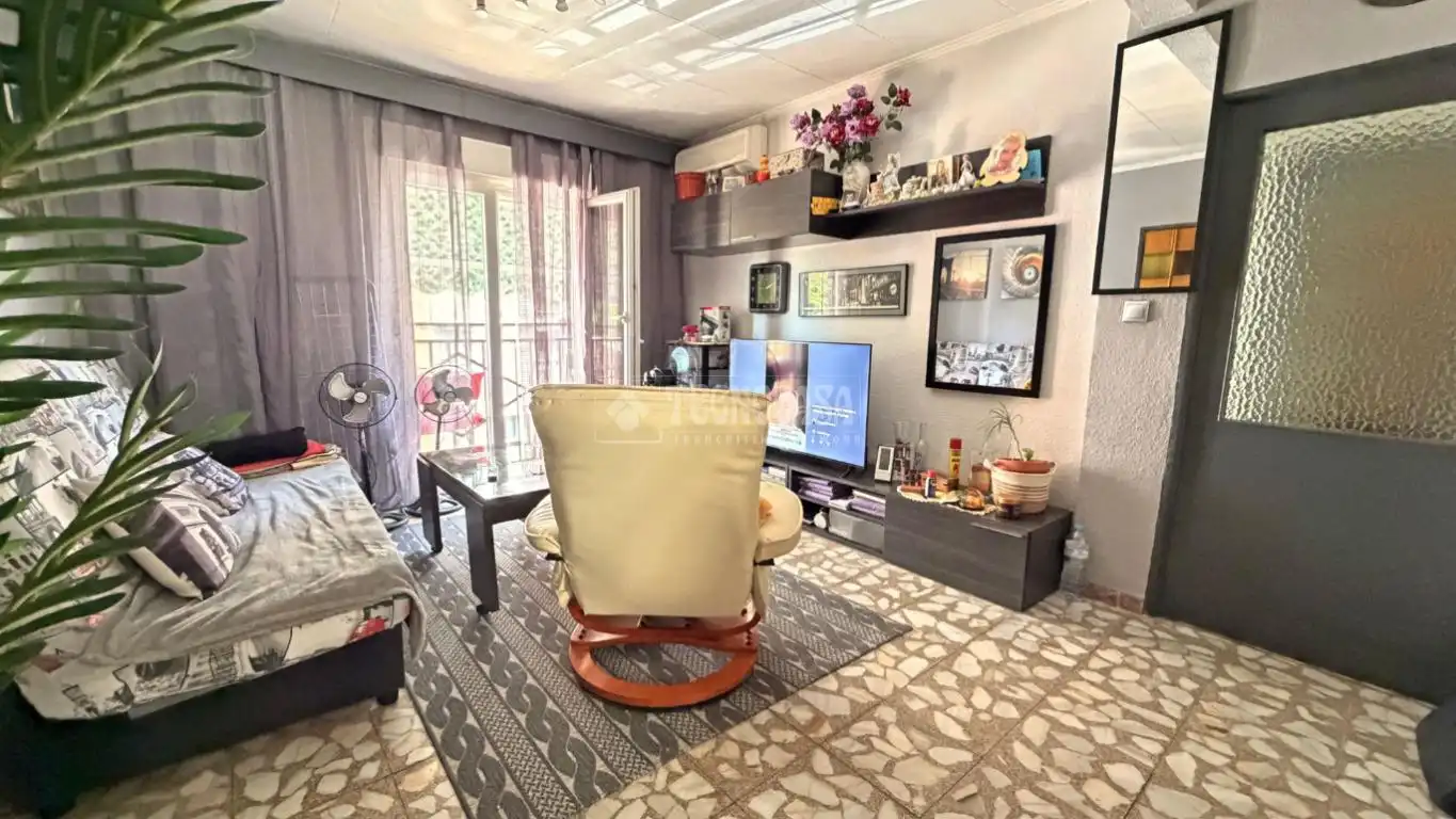 Living room of Flat for sale in Madrid  with Air Conditioner, Heating and Terrace