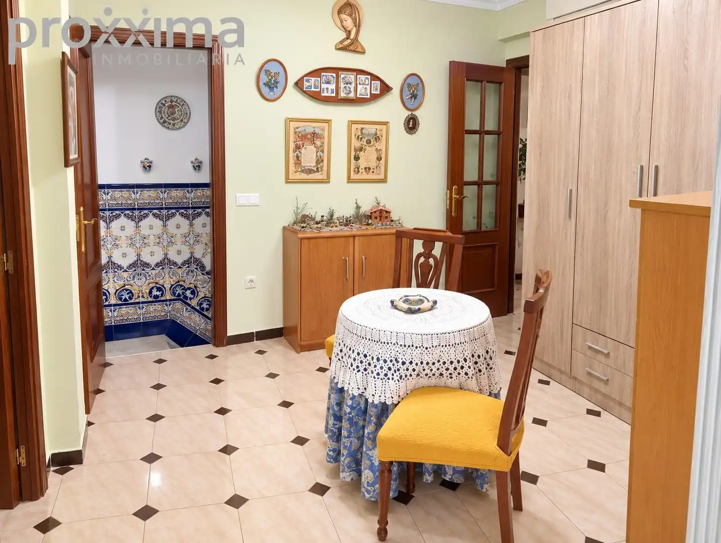 Menjador de Casa o xalet en venda en Sevilla amb Balcó