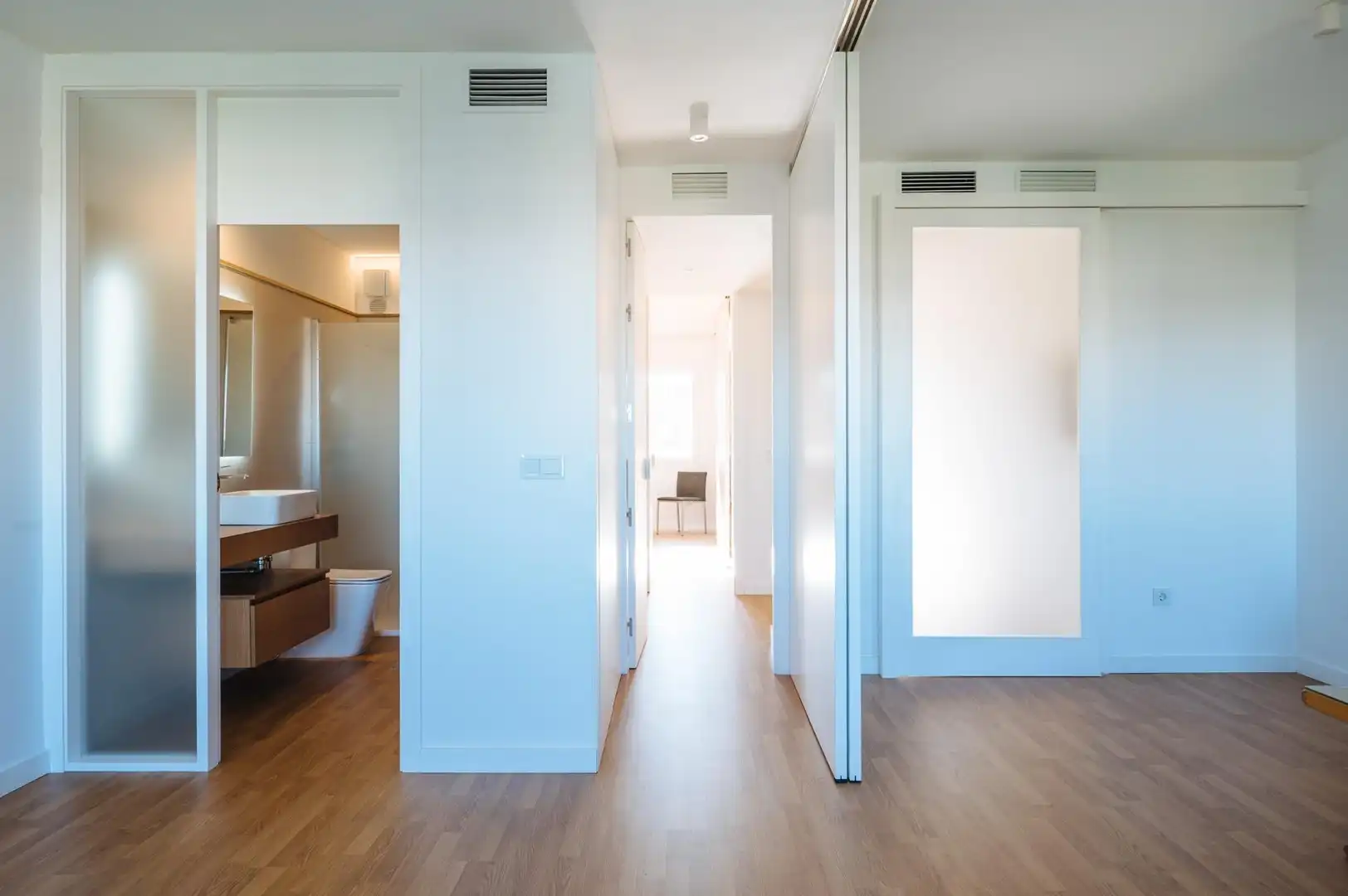 Flat for rent in Sevilla  with Air Conditioner and Furnished
