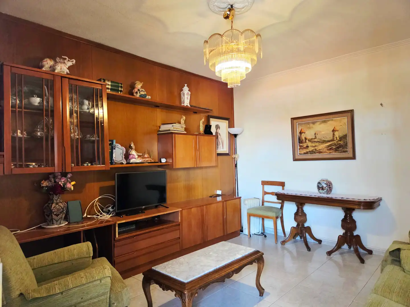 Sala d'estar de Pis en venda en Madrid amb Aire condicionat, Moblat i Forn