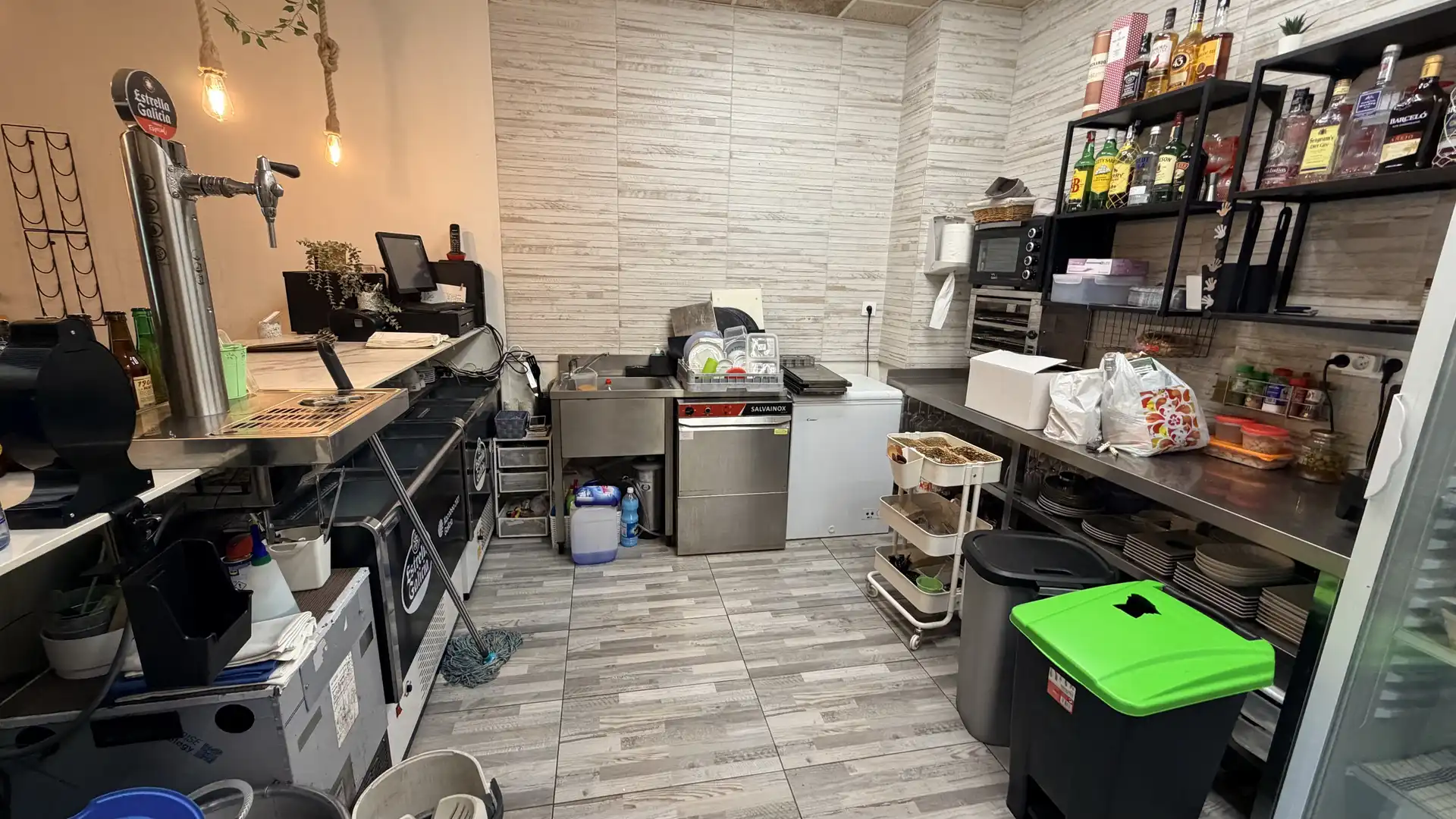 Business premises for transfer in Benimaclet, imagen 11
