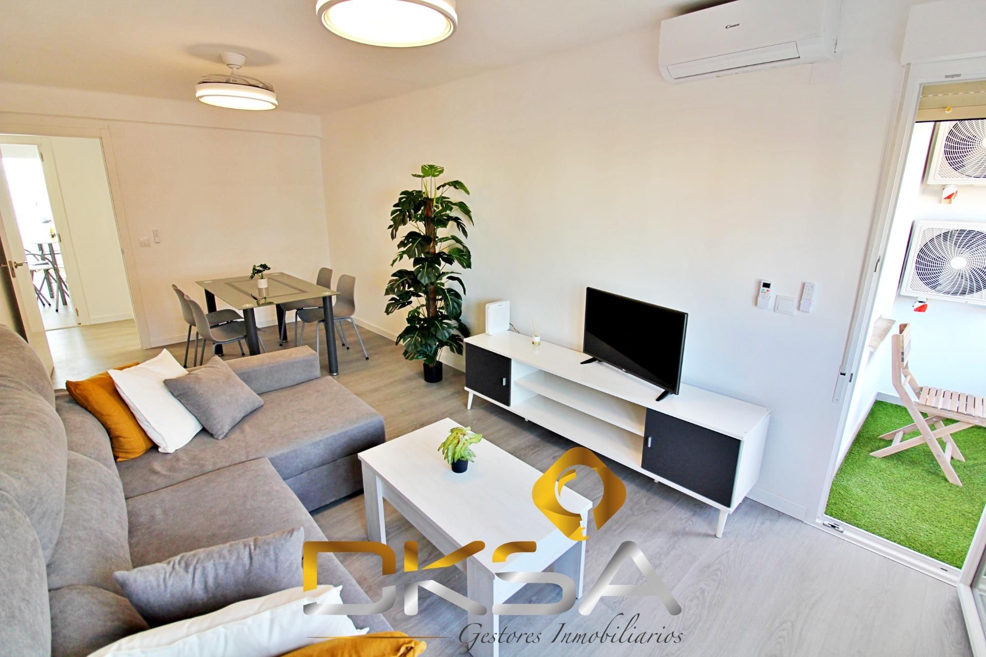 Sala d'estar de Pis de lloguer en Castellón de la Plana / Castelló de la Plana amb Aire condicionat, Calefacció i Terrassa
