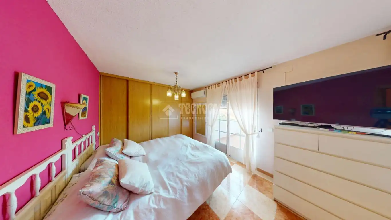 Schlafzimmer von Wohnung zum Verkauf in El Casar mit Schwimmbad