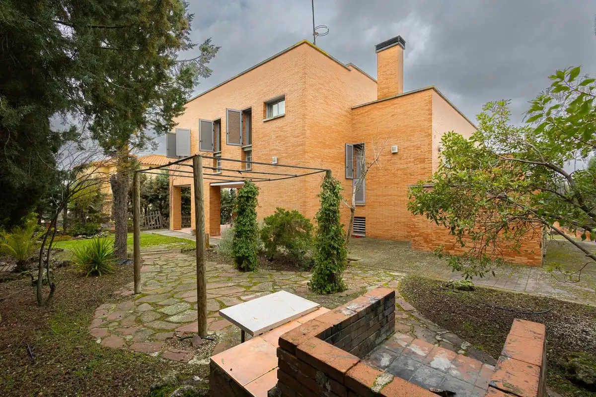 Chalet con terraza en venta en Calle Begonia, imagen 36