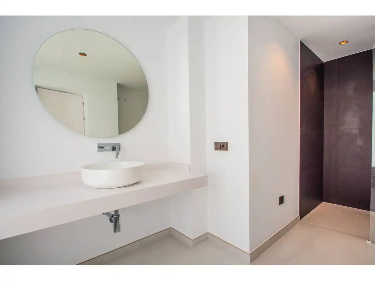 Baño de Casa o chalet en venta en Marbella con Aire acondicionado, Calefacción y Jardín privado